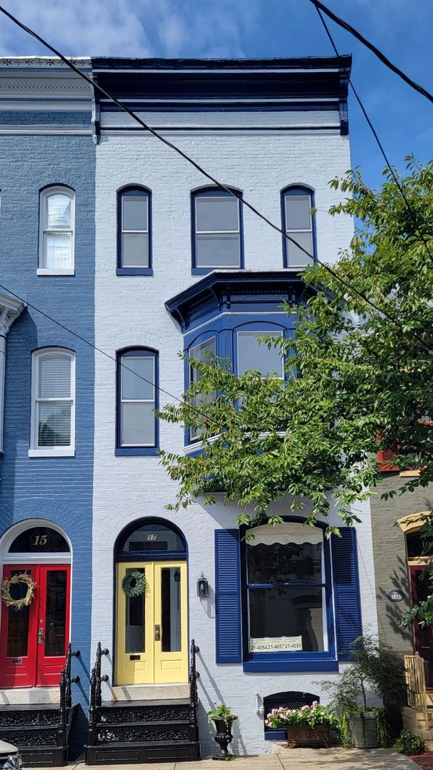 Building Photo - 17 E 3rd St