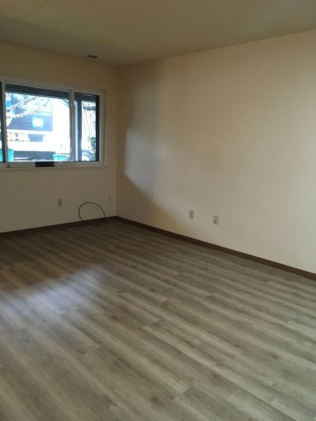 Foto del edificio - 3 Bedroom, 2 Bathroom Townhome in Lakemont Subdivision of Greeley