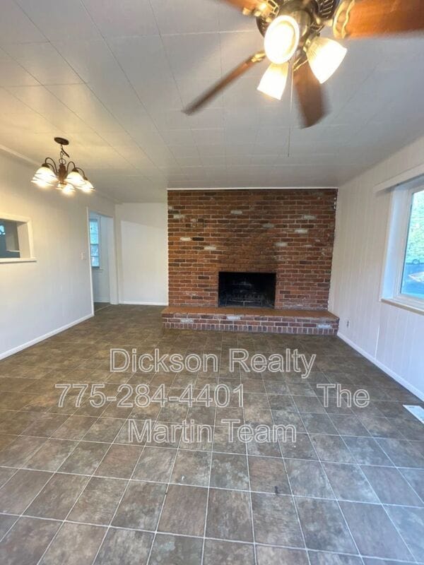 Building Photo - 1330 Buena Vista Ave