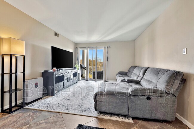 Foto del edificio - 1247 Creve Coeur Crossing Ln