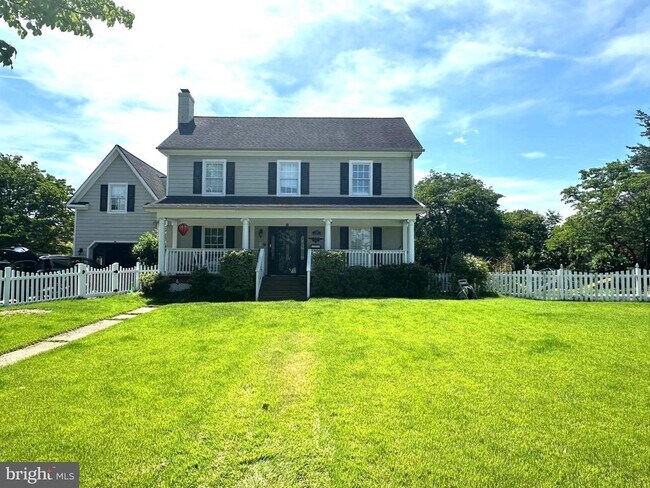 Foto del edificio - 7009 Hickory Hill Rd