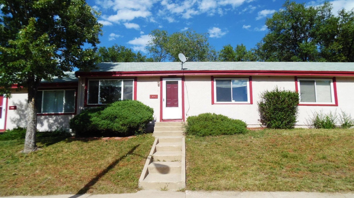 430 Glen View Ct Unit 1, Colorado Springs, CO 80904 Apartment for