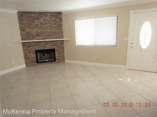 Foto del edificio - 2 br, 2 bath House - 1105 N Buffalo #101