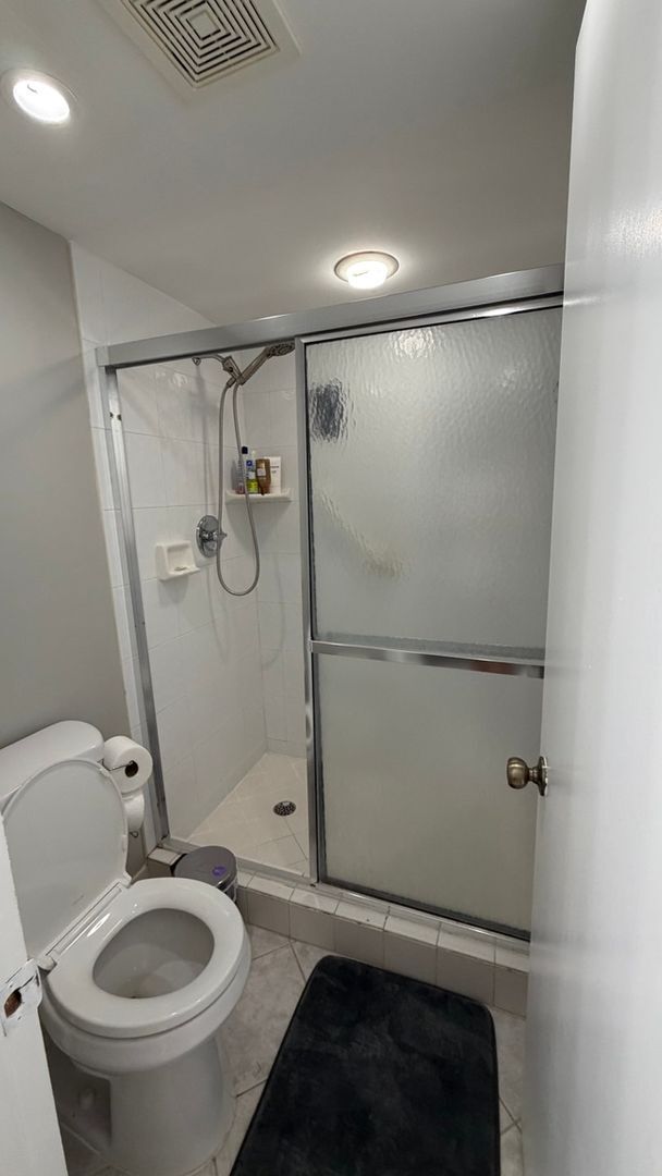 Foto del edificio - 610 Tennis Club Dr