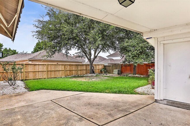 Building Photo - 7011 Timber Edge Ln