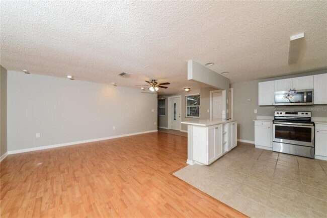 Building Photo - 4516 Selma St