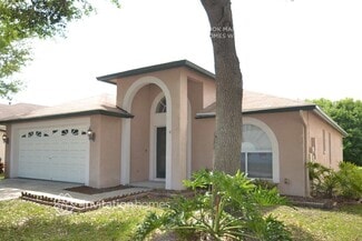 Building Photo - 1654 Wakefield Dr