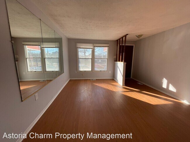 Building Photo - 4 br, 2 bath House - 1209 Division St
