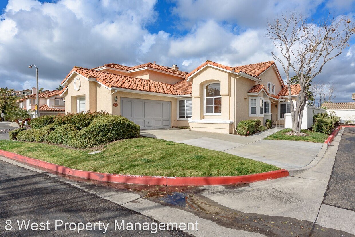 2 br, 2 bath House 2533 Whispering Palms... House Rental in Chula