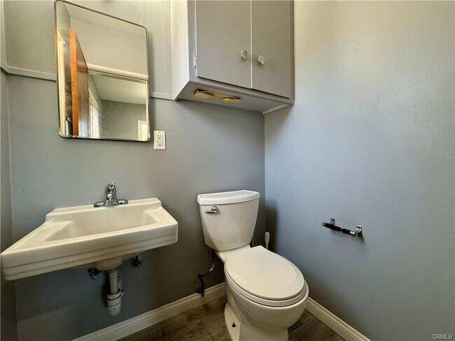 Building Photo - 3030 San Juan Dr