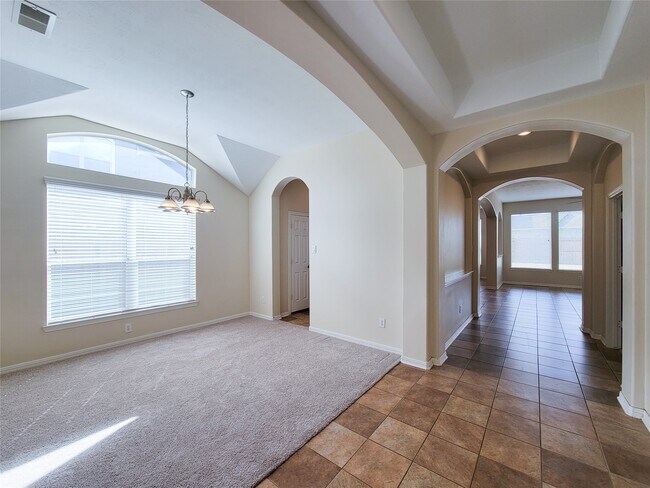 Foto del edificio - 25219 Piney Heights Ln