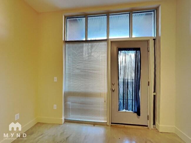 Foto del edificio - 89 Mangum St SW