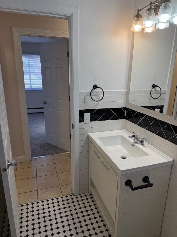 Foto del edificio - 3829 Lake Dr