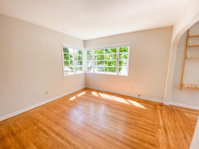 Living Room - 1505 Berkeley Way