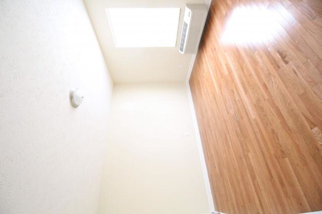 Building Photo - 1 bedroom in Muncie IN 47304