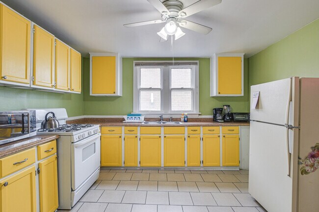 Foto del edificio - 5138 S Wabash Ave