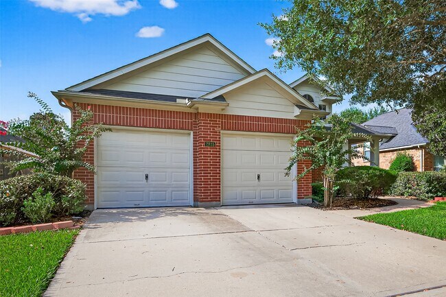 Foto del edificio - 2815 Sage Creek Ct