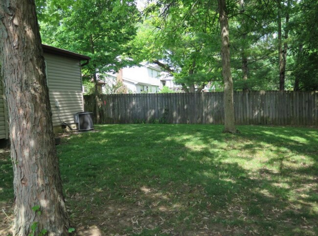 Foto del edificio - 2957 Charmwood Ct