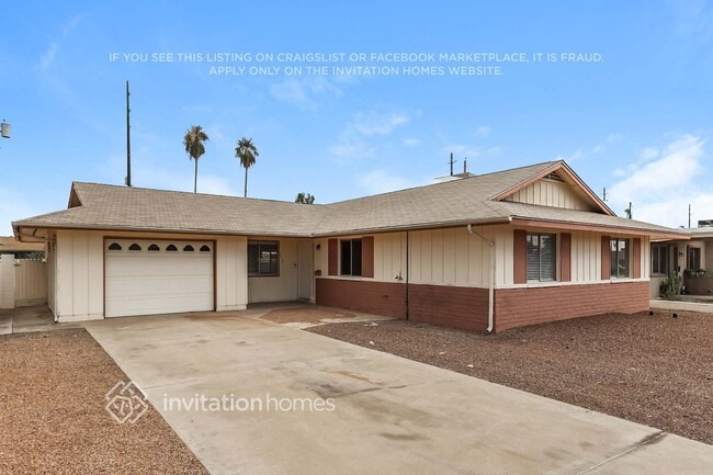 Building Photo - 3828 W Lane Ave
