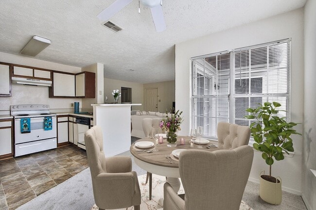 Building Photo - The Pointe at Stafford Apartment Homes