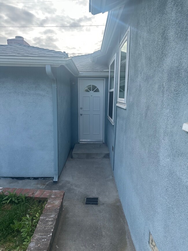 Foto del edificio - 931 Hillcrest St