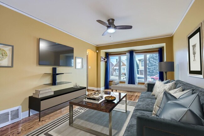 Foto del edificio - 6112 S Kilbourn Ave