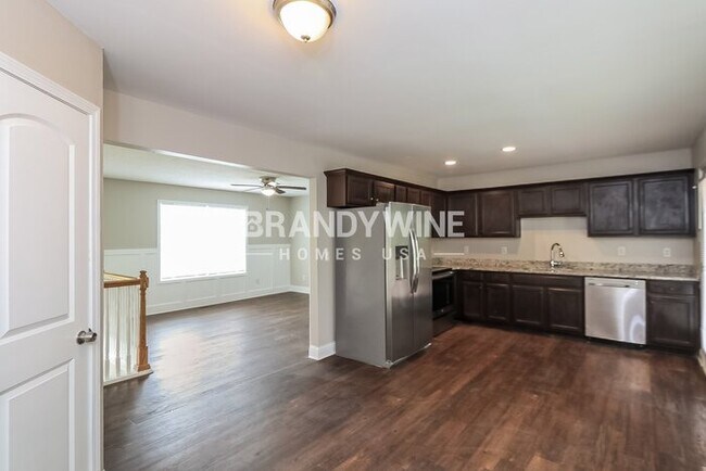 Building Photo - 38 Lazarus Dr