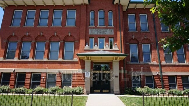 Photo - 5025 Lowell Blvd Apartment