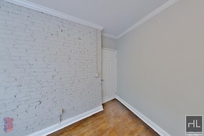 Building Photo - E 13TH ST.