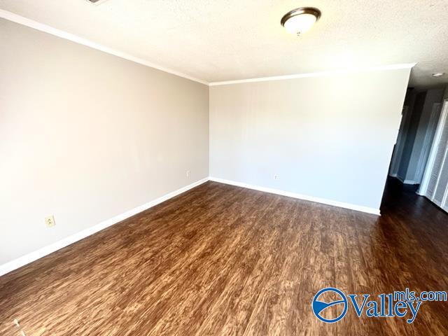 Building Photo - 4420 Bonnell Dr