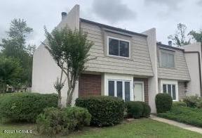 Foto principal - 402 Cobblestone Dr