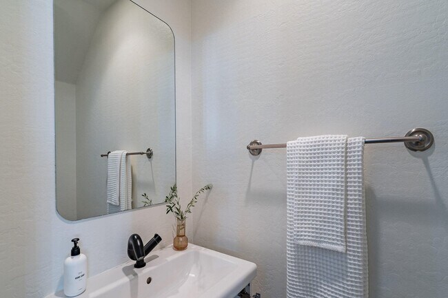 Foto del edificio - 2930 N 29th St