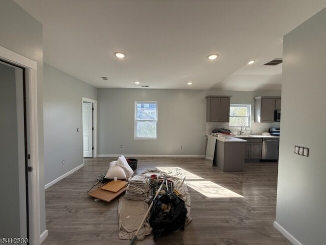 Photo - 190 E Lindsley Rd Apartment