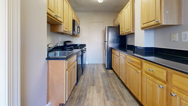 Interior Photo - The Whitmore