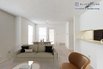 Building Photo - 13116 Autumn Woods Way