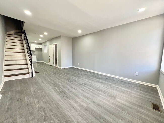 Foto del edificio - Anika Homes 3 Bedroom