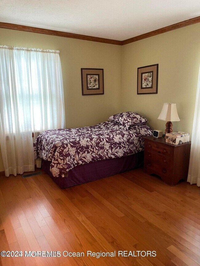 1000 13th Ave, Belmar, NJ 07719 Townhome Rentals in Belmar NJ