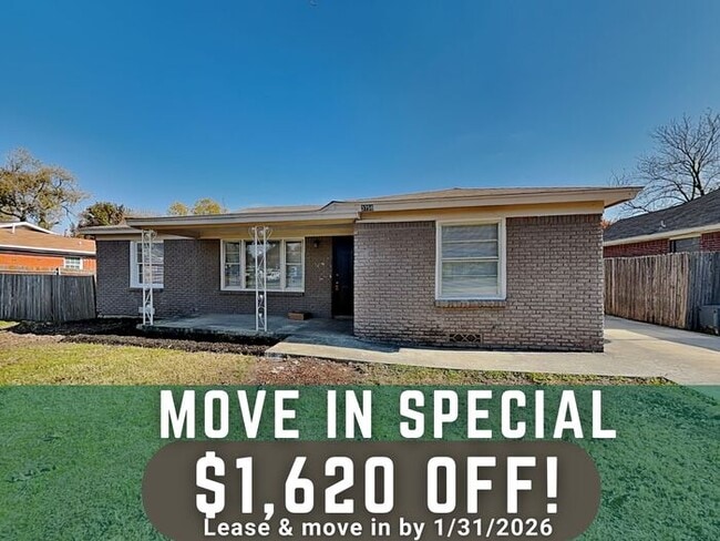 Building Photo - 3758 Denton Hwy