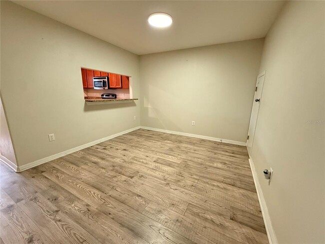 Building Photo - 9854 Trumpet Vine Loop