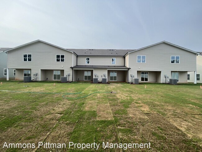 Building Photo - 3 br, 2.5 bath House - 1038 Peony Lane