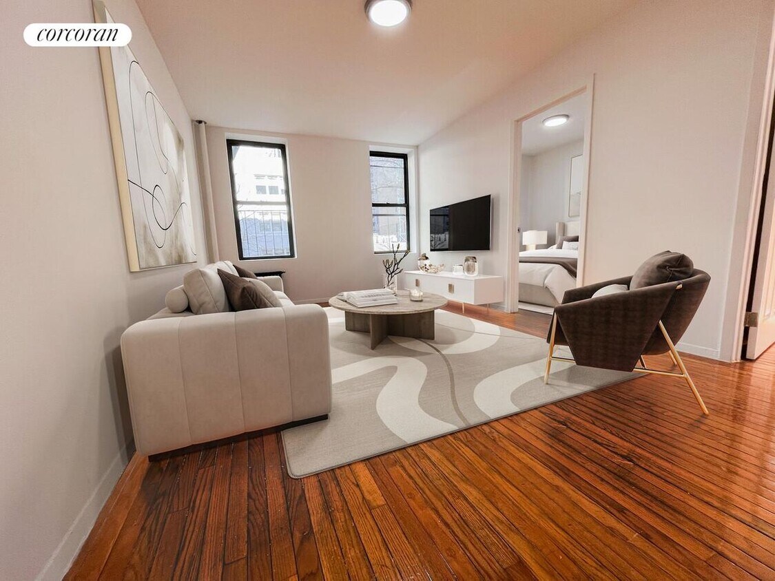 Foto principal - 536 E 82nd St