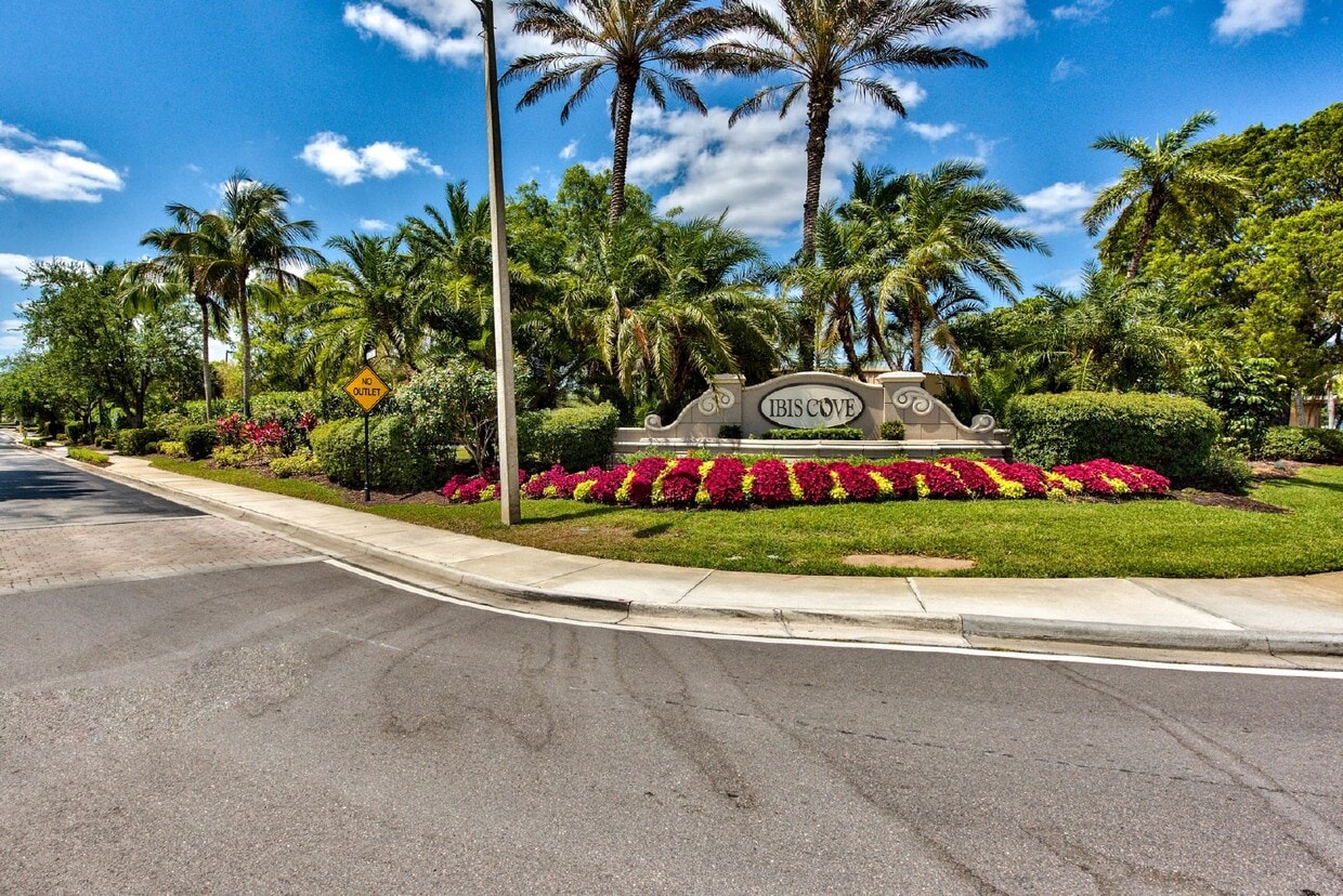 8104 Ibis Cove Cir, Naples, FL 34119 - House Rental in Naples, FL |  Apartments.com, image size:1240x828