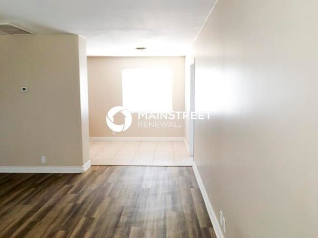 Foto del edificio - 3 Bedroom Pet-Friendly Home in Phoenix, AZ...