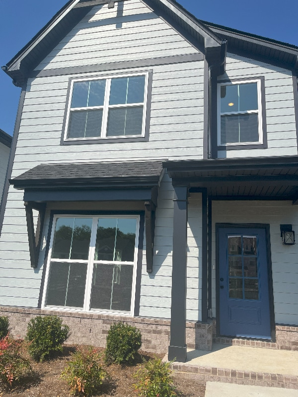 Building Photo - 244 Holywell Dr