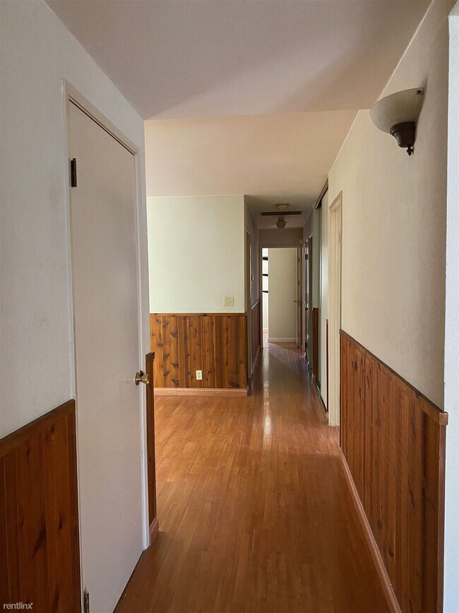 Foto del edificio - 4 br, 2 bath House - 631 Stemel Court