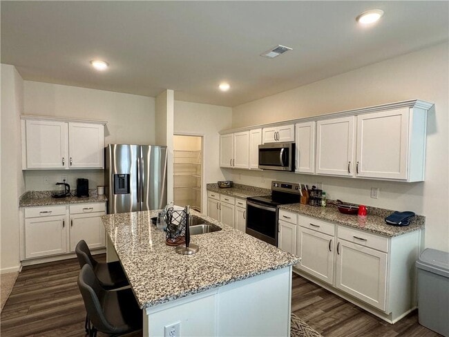 Building Photo - 152 Andria Wy NW