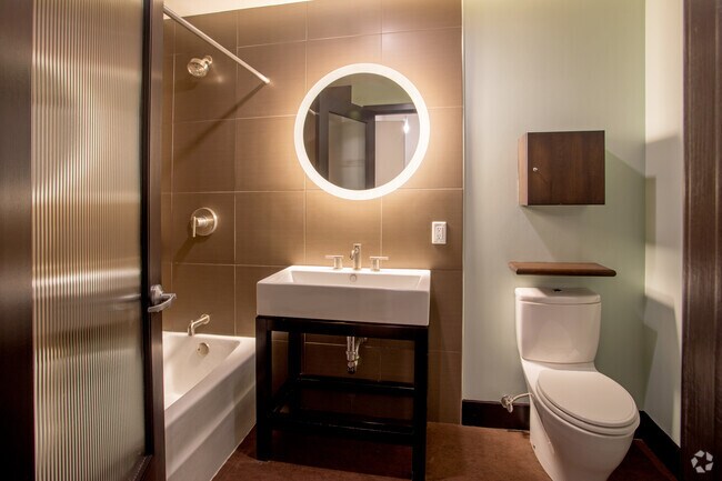 1HAB, 1BA - 607 ft² - St. Claire Building