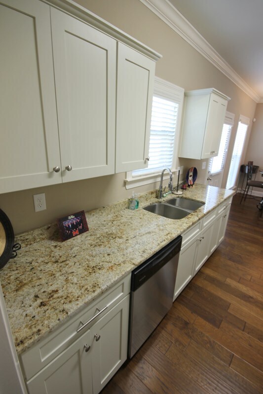 Foto del edificio - 104 Robbins Cir