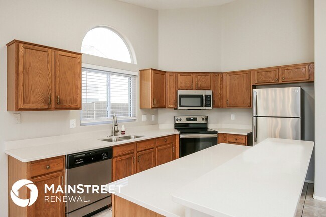 Foto del edificio - 8531 W Vernon Ave