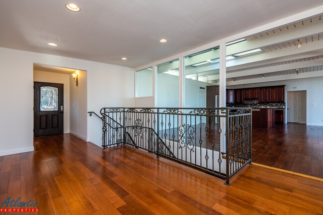 Foto del edificio - 1180 Millbrae Ave